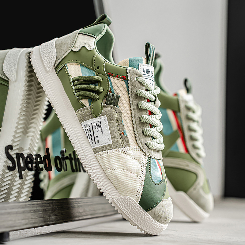 MONTAGUE YORK | RETRO SNEAKERS